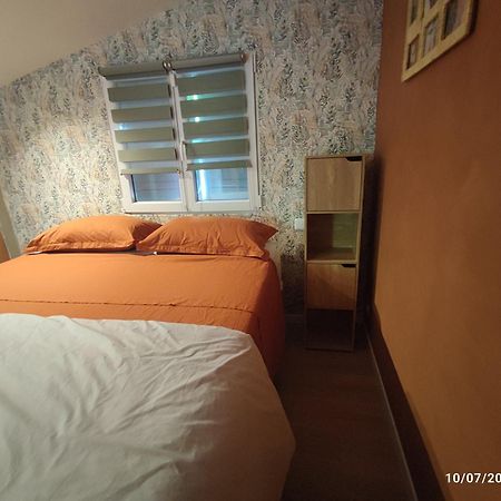 Chambre Au Coeur Du Luberon Bed & Breakfast Cereste Ngoại thất bức ảnh