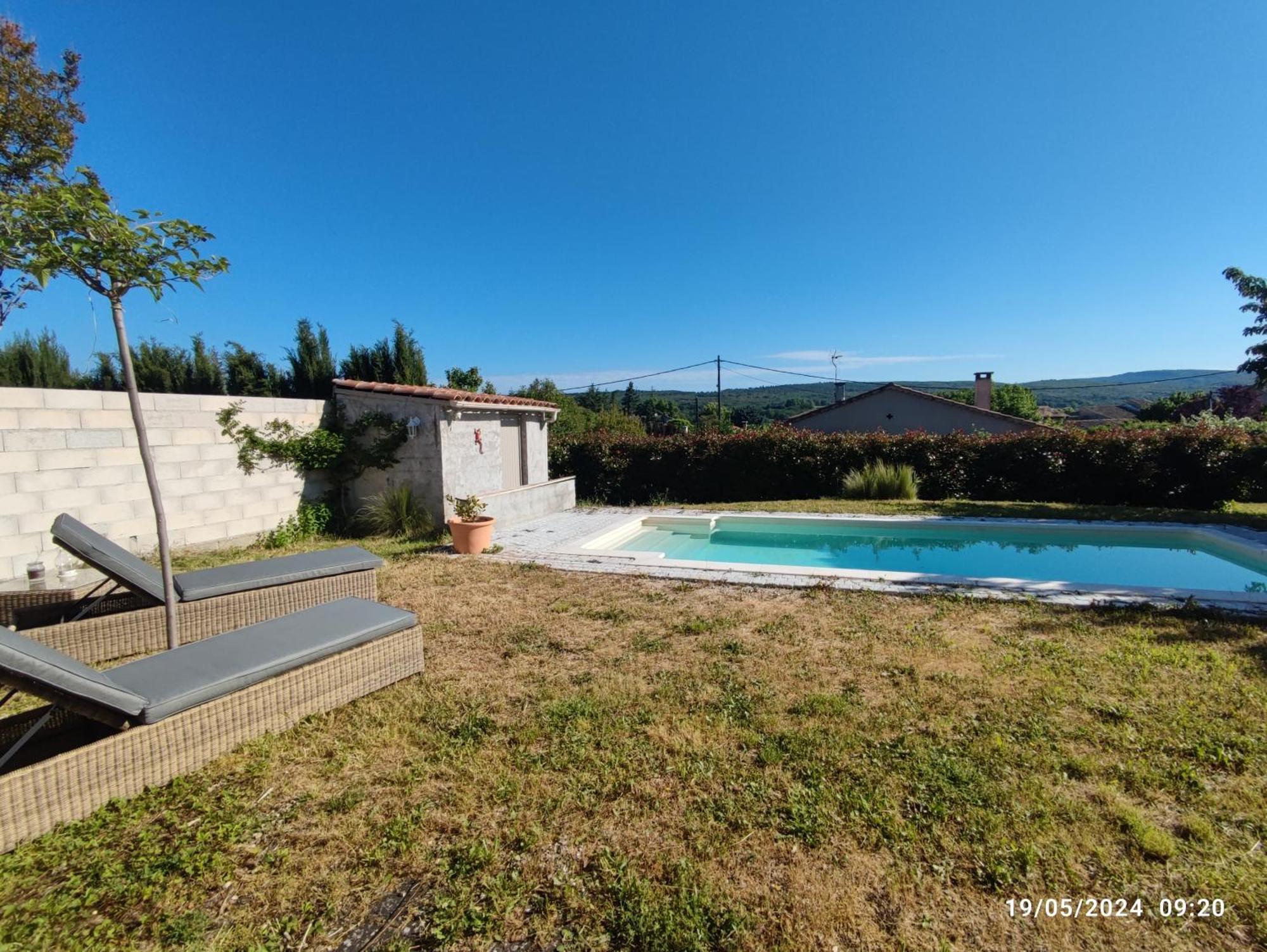 Chambre Au Coeur Du Luberon Bed & Breakfast Cereste Ngoại thất bức ảnh